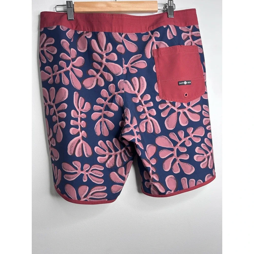 Salty Crew Mens 34 Board Shorts Navy Kelp Print Quick Dry Stretch Swim Trunks‎